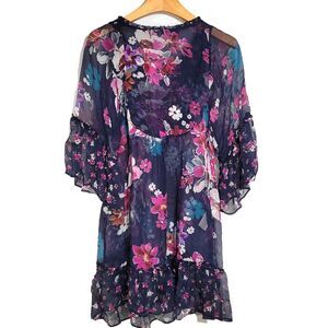 Women's 100& Silk Size S Short Sleeve Top Shirt SCE182